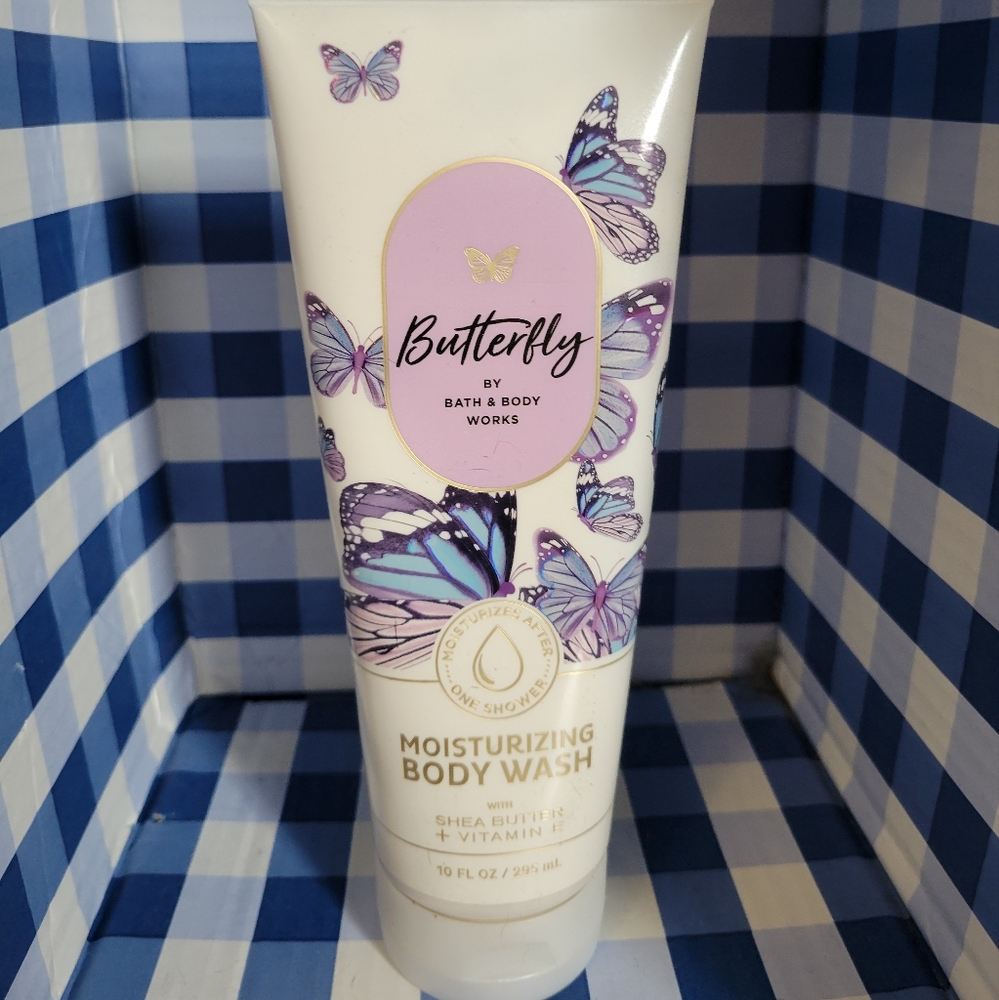 Bath & Body Works Purple and White Body Wash
